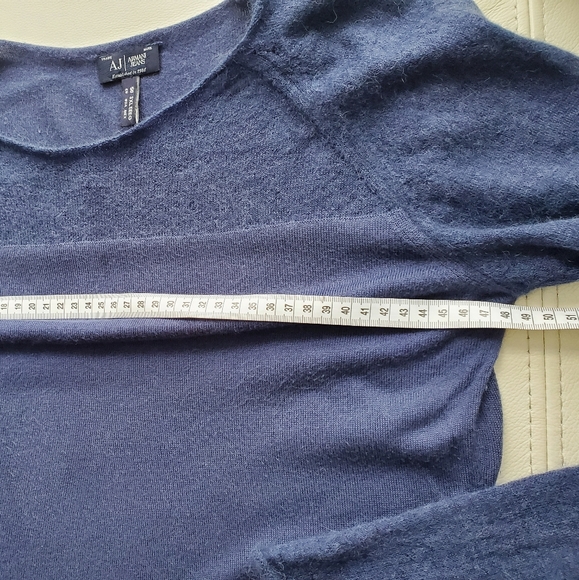2/40$ Armani Jeans wool blue sweater - Picture 10 of 14